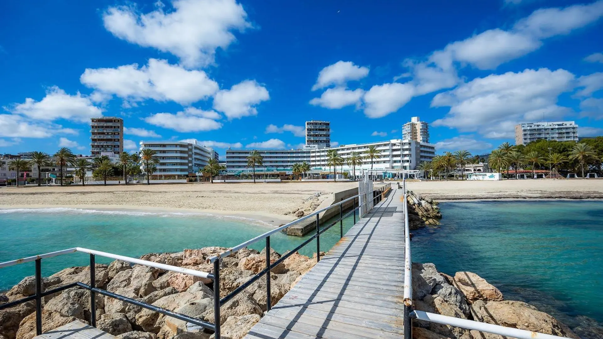 First Line Cosy Apartment Magaluf